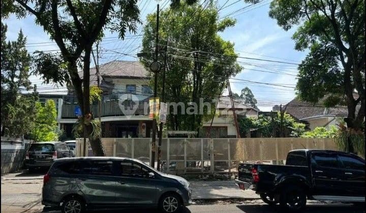 Rumah Dijual Pusat Kota Sayap Dago, Bandung