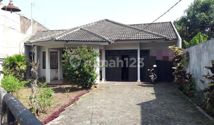 Rumah Lama Terawat Harga Bawah NJOP Turangga Buahbatu