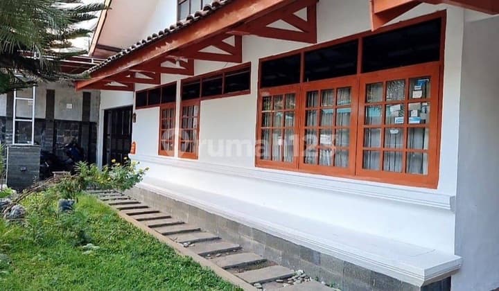 Rumah Terawat Siap Huni Turangga Dekat Soekarno Hatta