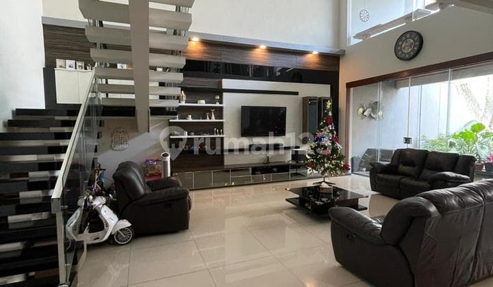 Rumah Mewah Sayap Gatot Subroto Burangrang Jarang Ada