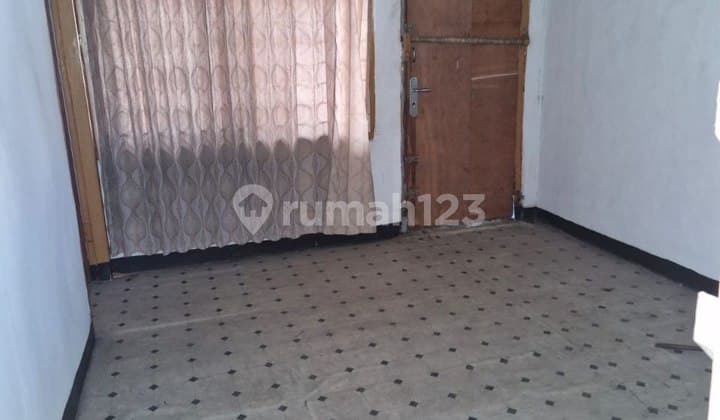 Rumah Usaha di Jalan Utama Karapitan Cocok Untuk Usaha