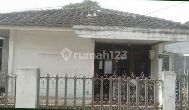 Rumah Lama Hitung Tanah Harga Murah di Kopo Permai