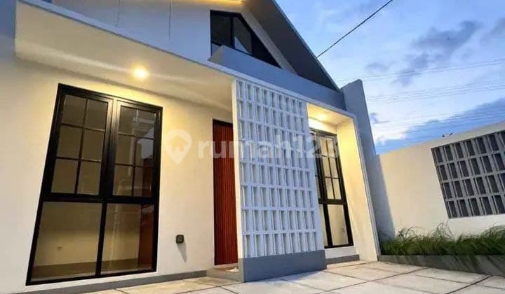 Rumah strategis siap huni dekat kampus UPI cibiru