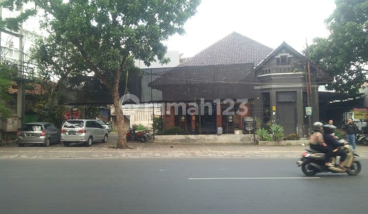 Caffe Dan Gudang Ex Upnormal Cihampelas