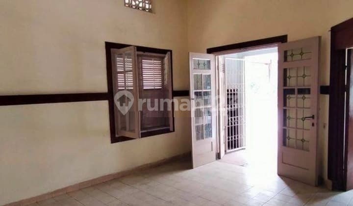 Rumah Hitung Tanah di Sayap Dago Bandung Kota