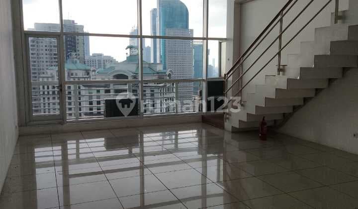 Rented Strategic and Comfortable Office Building in Karet Tengsin