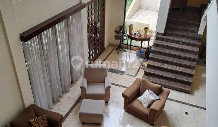 Minimalis Modern, Lokasi Srategis, Furnished, Jakarta Selatan