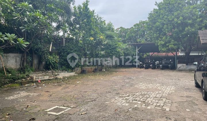 RUANG USAHA : COCOK UNTUK SARANA OLAHRAGA + BANGUNAN GEDUNG KANTOR