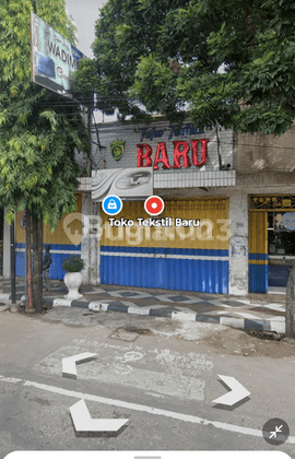 Ruko Besar Di Jalan Tengah Kota Lumajang