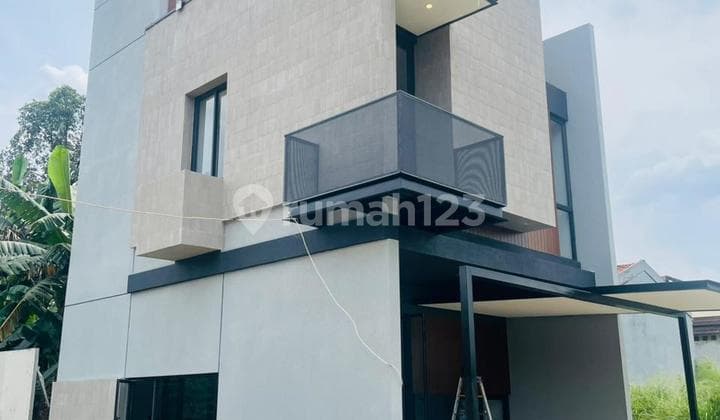 Rumah Siap Huni di Ciputat