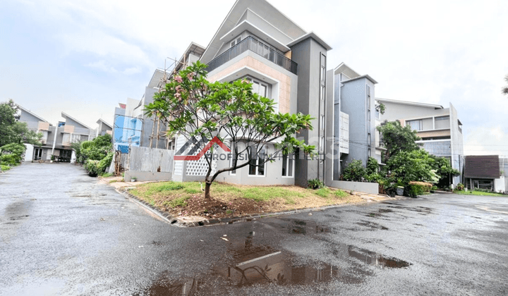 Rumah Baru Minimalis Modern di Cilandak Jakarta Selatan