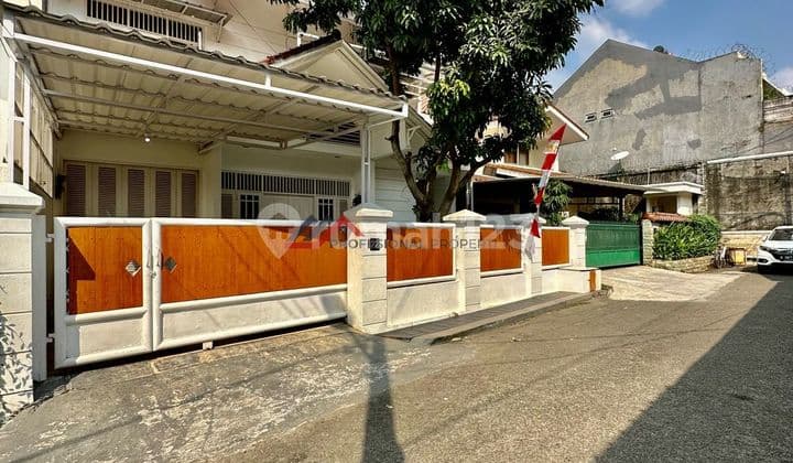 Rumah Siap Huni Lingkungan Tenang Area Pejaten, Jakarta Selatan