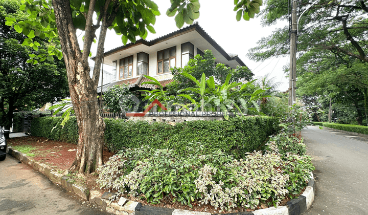 Rumah Siap Huni Dalam Komplek Asri di Lebak Bulus, Jakarta Selatan.