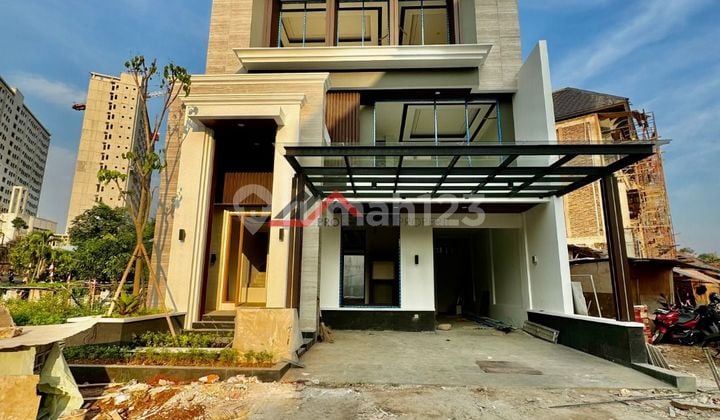Rumah Siap Huni Dekat Akses Tol Desari Cilandak Jakarta Selatan