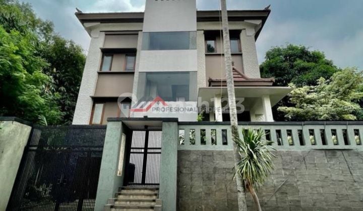 Rumah Modern Minimalis Dalam Komplek Villa Cinere Mas , Depok
