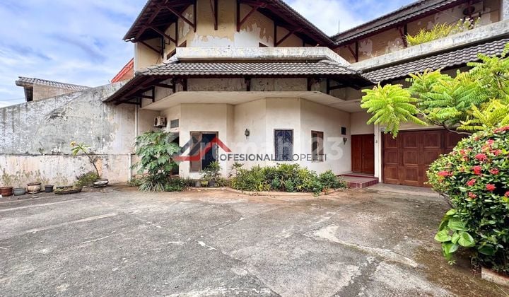 Rumah Lama Hitung Tanah Cocok Untuk Townhouse di Area Cilandak, Jakarta Selatan