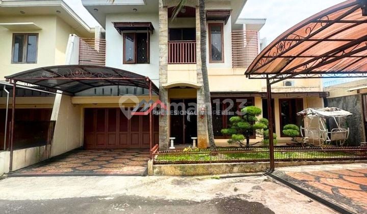 Rumah Siap huni Dalam Town House Dengan Private Pool di Fatmawati Cilandak, Jakarta Selatan