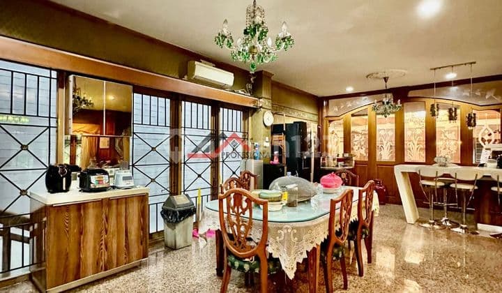 Lebak Bulus Jaksel Rumah Terawat Siap Huni Dalam Komplek di Hoek