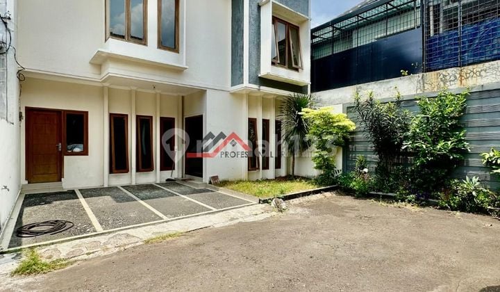 Rumah Siap Huni Minimalis Lokasi Strategis di Kebagusan Jakarta Selatan