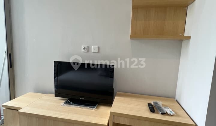 Disewakan Studio Taman Anggrek Residence