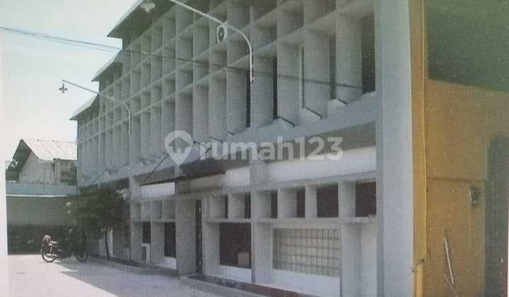 Gudang dan Kantor di Raya Kenjeran