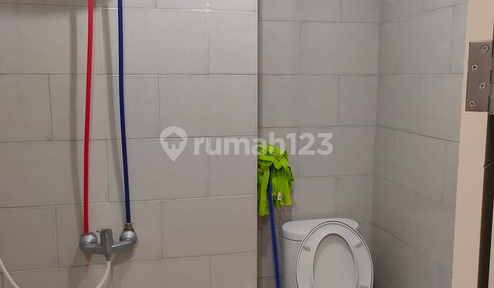 Dekat Akses Tol, Apartemen, Dekat Pusat Perbelanjaan, Siap Huni