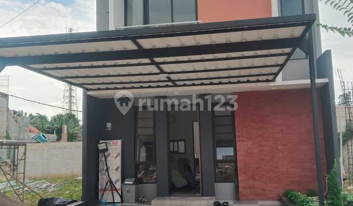 Rumah Dua Lantai Scandinavia Bagus di Pamulang