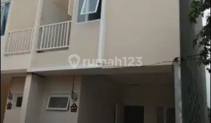 Rumah Kampung Dadap Dekat Aggrek Loka Bsd