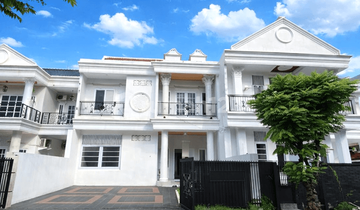 Rumah Mewah Cinere dengan Private Pool Luas 200 Siap Huni