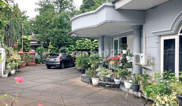 Dijual Cepat Harga Menarik Rumah Bagus 1 Lantai Ada Swimming Pool Straregis Dekat Dharmawangsa, Kemang