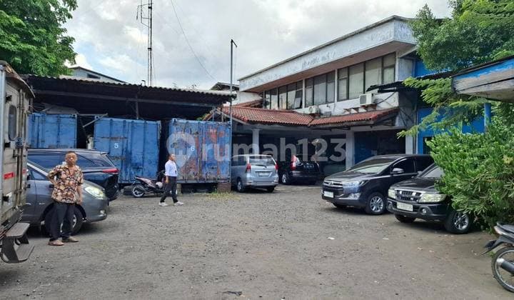 Pabrik dan Gudang di Raya Geluran Taman Sidoarjo Murah Strategis