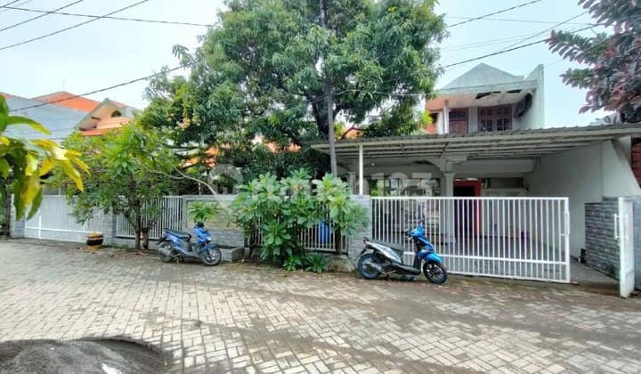 Rumah Hitung Tanah 2 Jadi 1 di Tenggilis Mejoyo Surabaya Murah