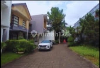 Rumah Dalam Cluster Eksklusif di Jakarta Selatan
