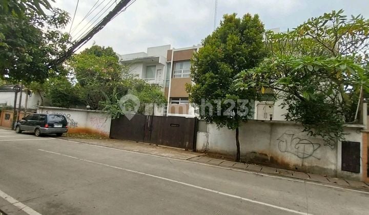 Rumah Mewah 2 Lantai di Jakarta