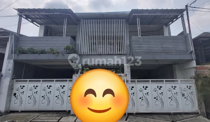 Rumah Megah Di Jakarta Timur