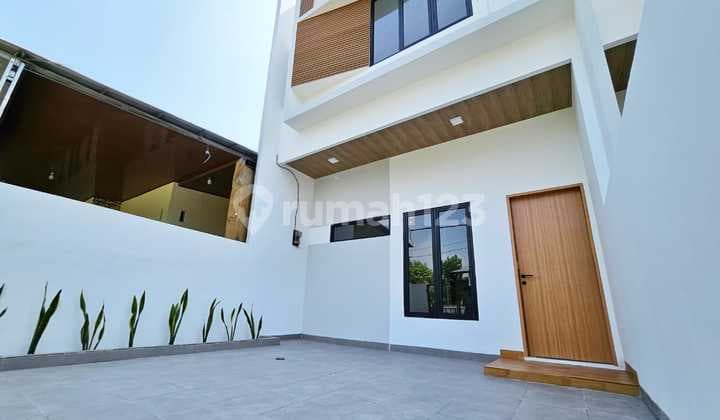 Dijual Cepat Rumah Bagus Minimalis di Harapan Indah Bekasi