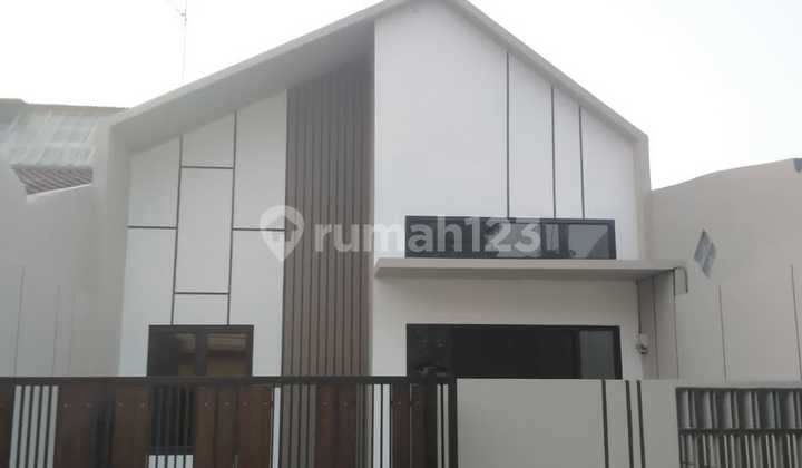 Rumah Bagus Indah Full Renov Dijual Cepat di Pondok Ungu Permai