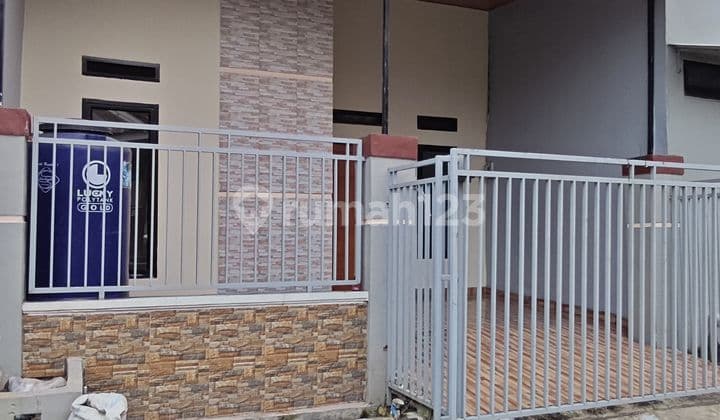 Rumah Full Renov Bagus Asri di Jual Cepat Dekat Plaza di T H B Harapan Indah Bekasi