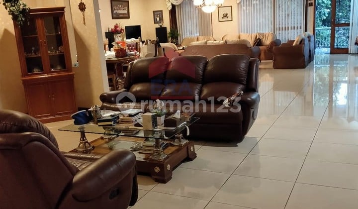 Rumah Strategis Siap Huni Ciumbuleuit Bandung