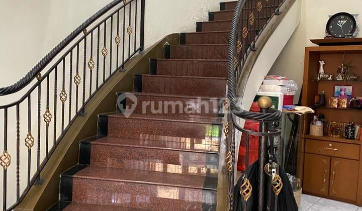 Rumah mainroad setraduta pasteur bandung dekat tol pasteur
