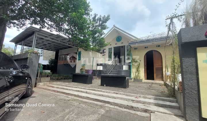 Cheap Mainroad House Sarijadi Bandung West Java