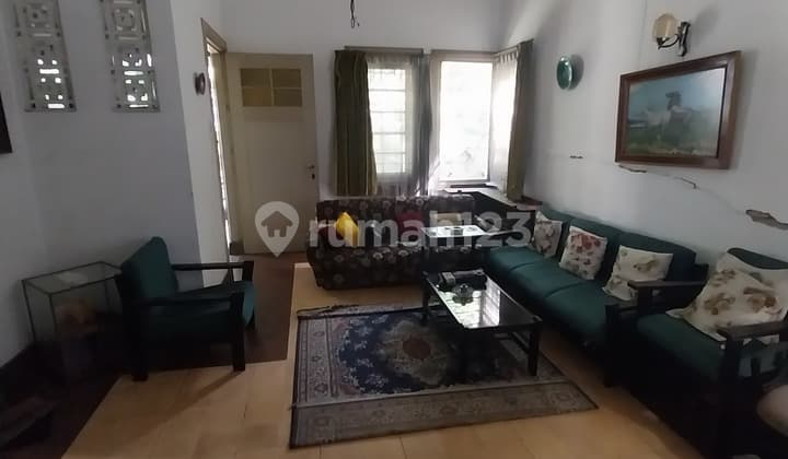 Rumah Pusat Kota Heritage Type C Bandung Jawa Barat