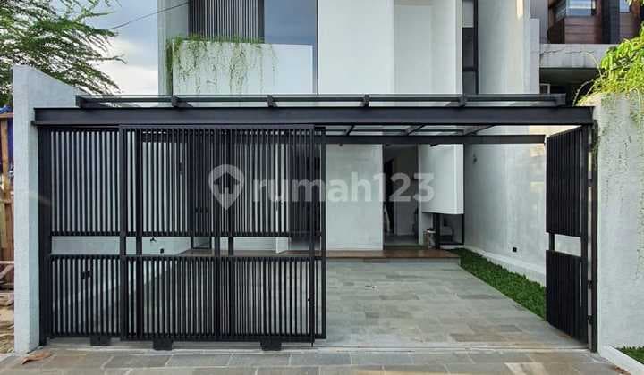 Rumah di Cinere pesanggrahan 2 Lantai SHM Baru Semi Furnished