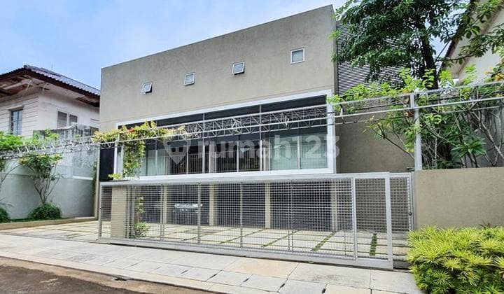 Rumah Fully furnished kemang dalam komplek