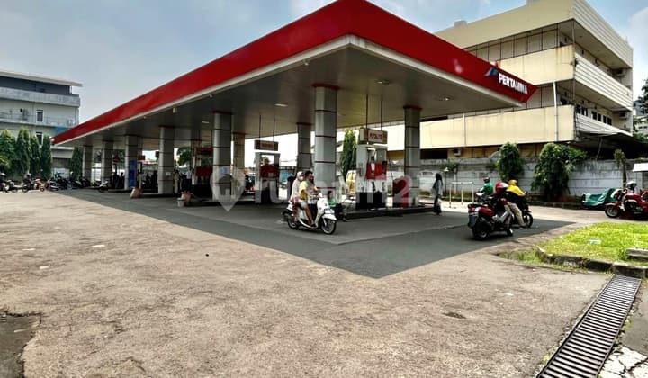 Tanah komersial sedang tersewa SPBU Jakarta Selatan