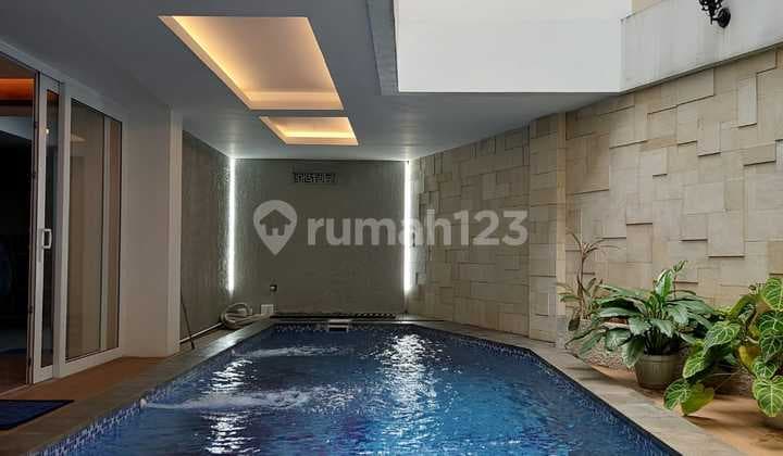Rumah Bagus di Kemang bangka Jakarta Selatan