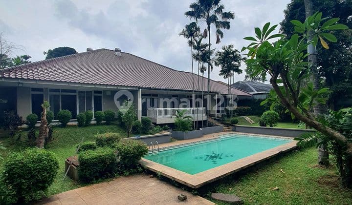 Rumah klassik 1 lantai dekat Kemang raya