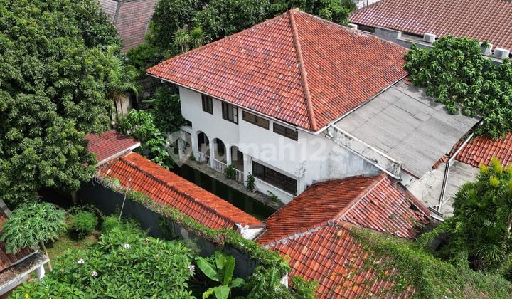 Rumah Bangunan butuh renovasi kemang Jakarta Selatan
