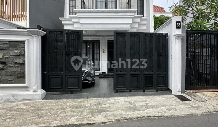 Modern Design House American Classic Pejaten Barat