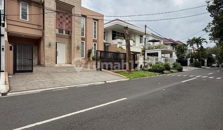 Rumah Bagus Siap Huni Pondok Indah Deket Pim